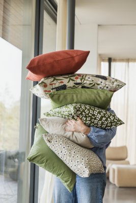 Belle Amie, kuddfodral, mörk grön, 47x47cm