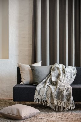 Almedahls Skogen, pläd, grå offwhite 101891-0058