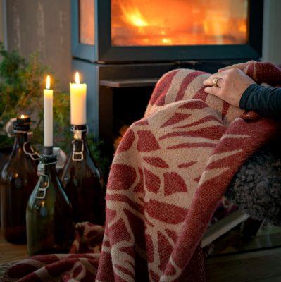 Kotteri, vinröd beige pläd