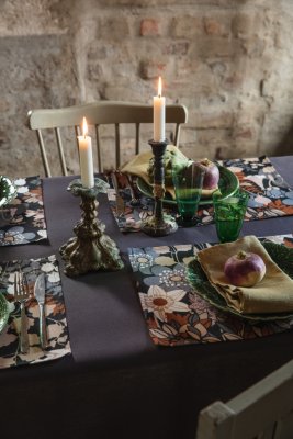 Skogen bordstablett blå brun