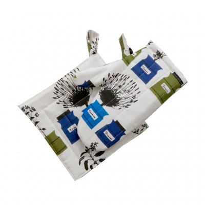 Persons kryddskåp, blå grillvante