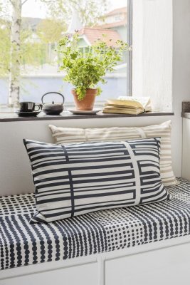 Snapp, kuddfodral, svart, 40x70cm